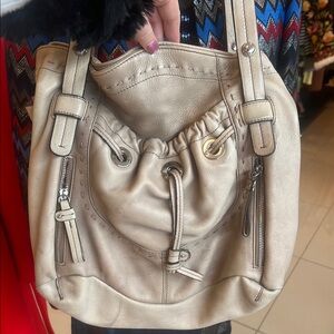 Elegant Beige Leather Tote Bag b makowsky